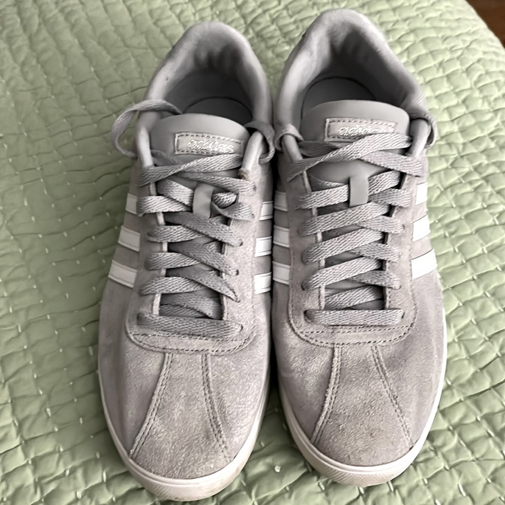 Adidas Gazelle grey women’s 9.5